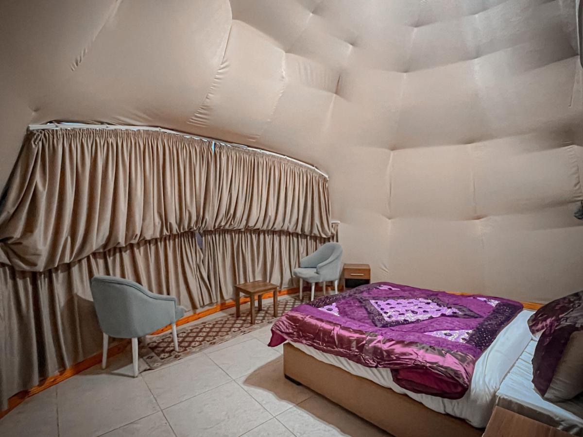 Rum Royal Flower Luxury Camp 와디럼 외부 사진