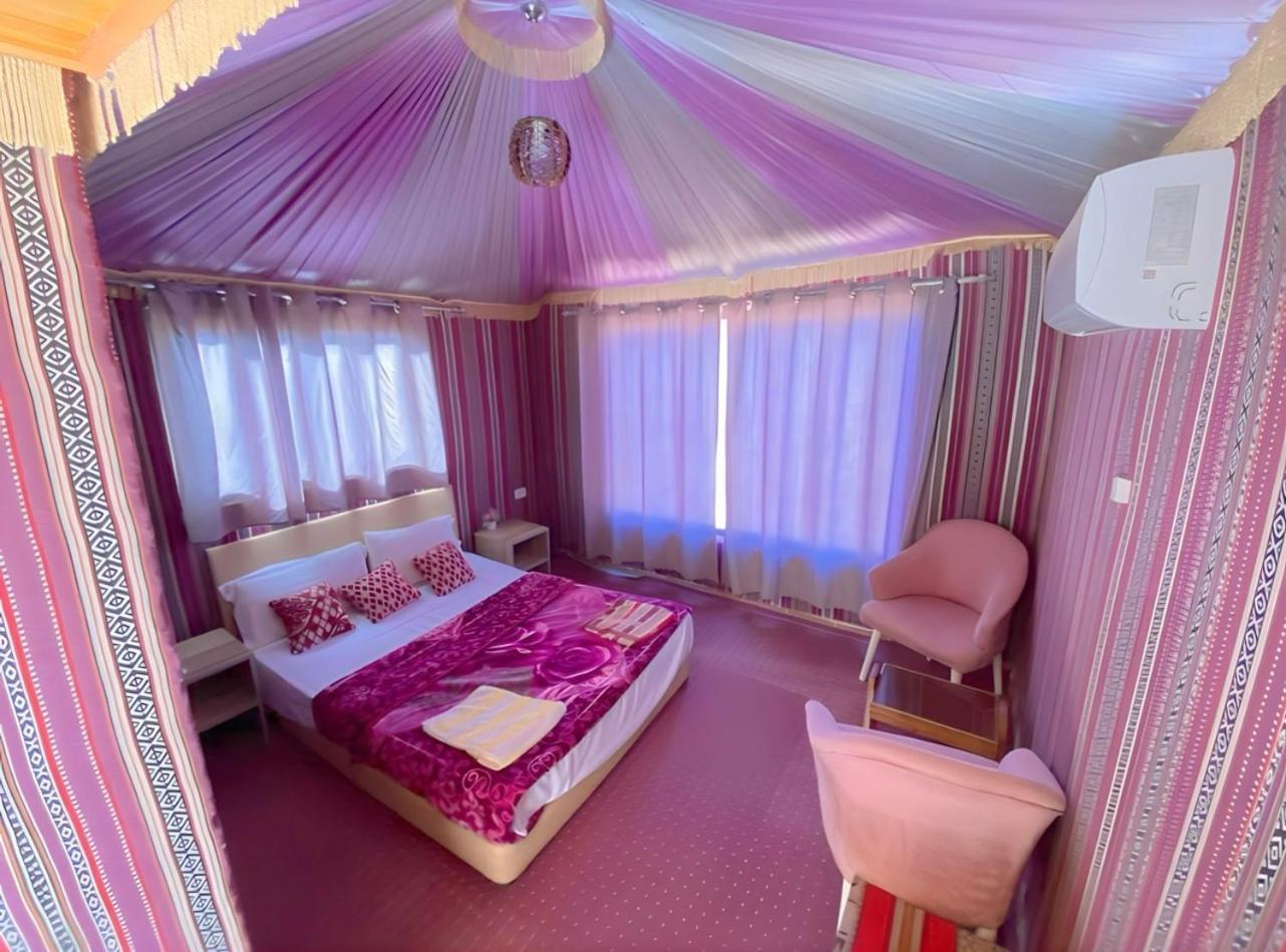 Rum Royal Flower Luxury Camp 와디럼 외부 사진