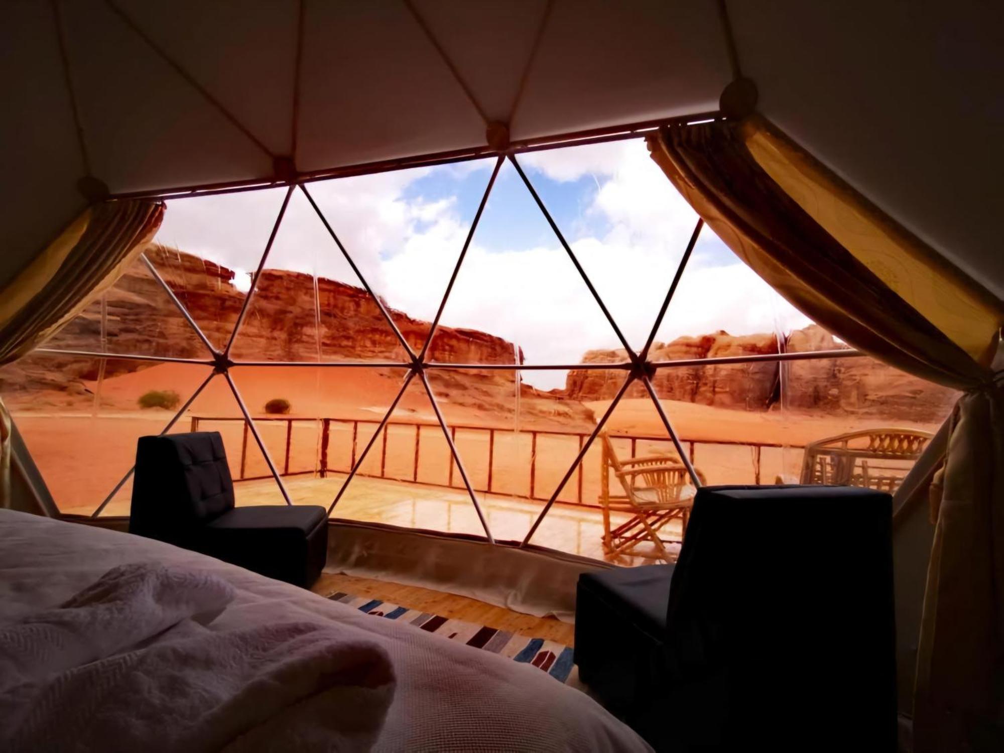 Rum Royal Flower Luxury Camp 와디럼 외부 사진
