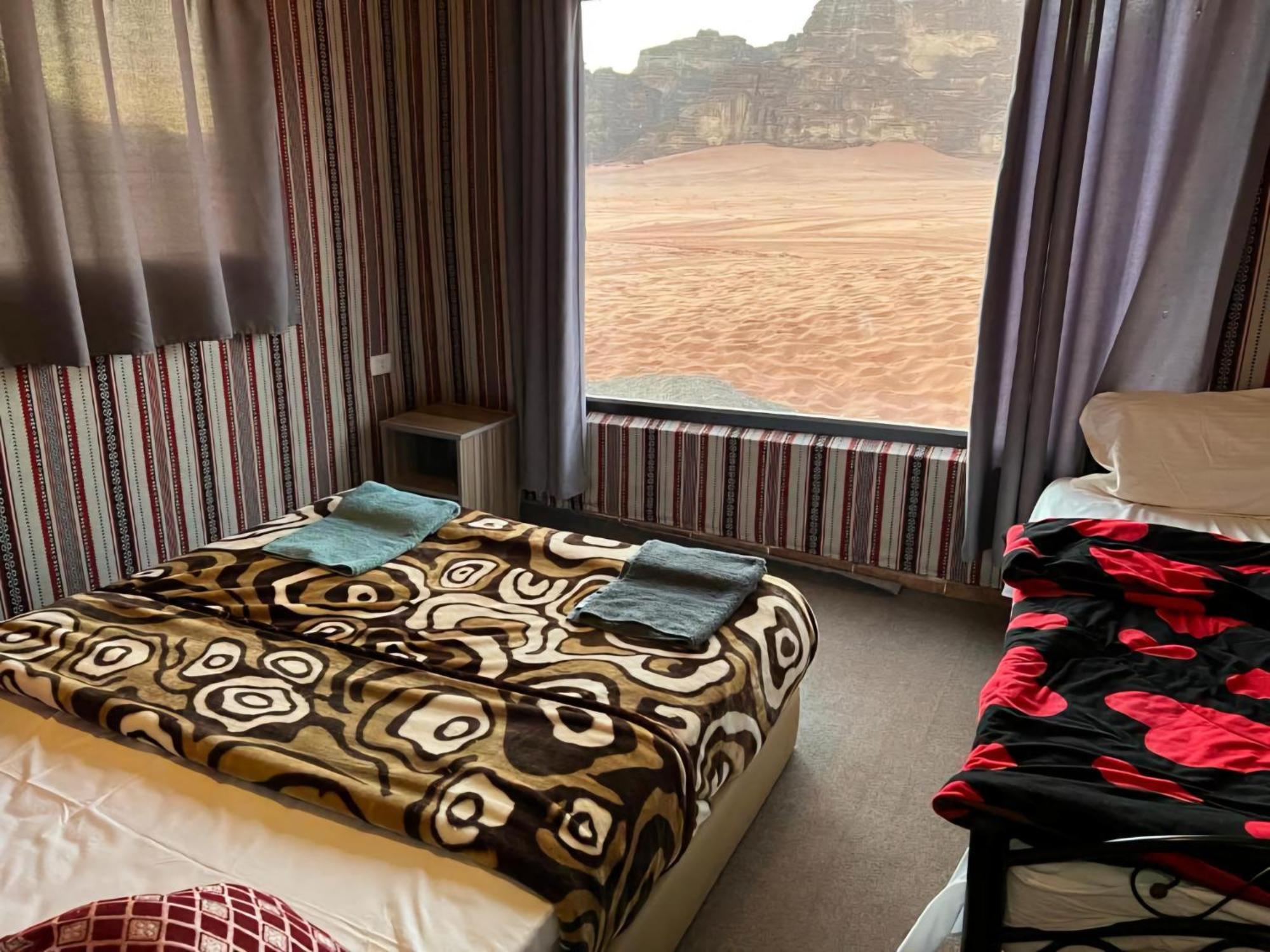 Rum Royal Flower Luxury Camp 와디럼 외부 사진